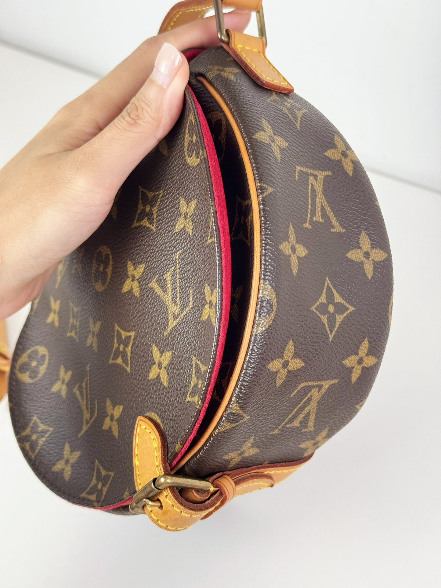 Louis Vuitton Vintage Tambourine Crossbody Bag