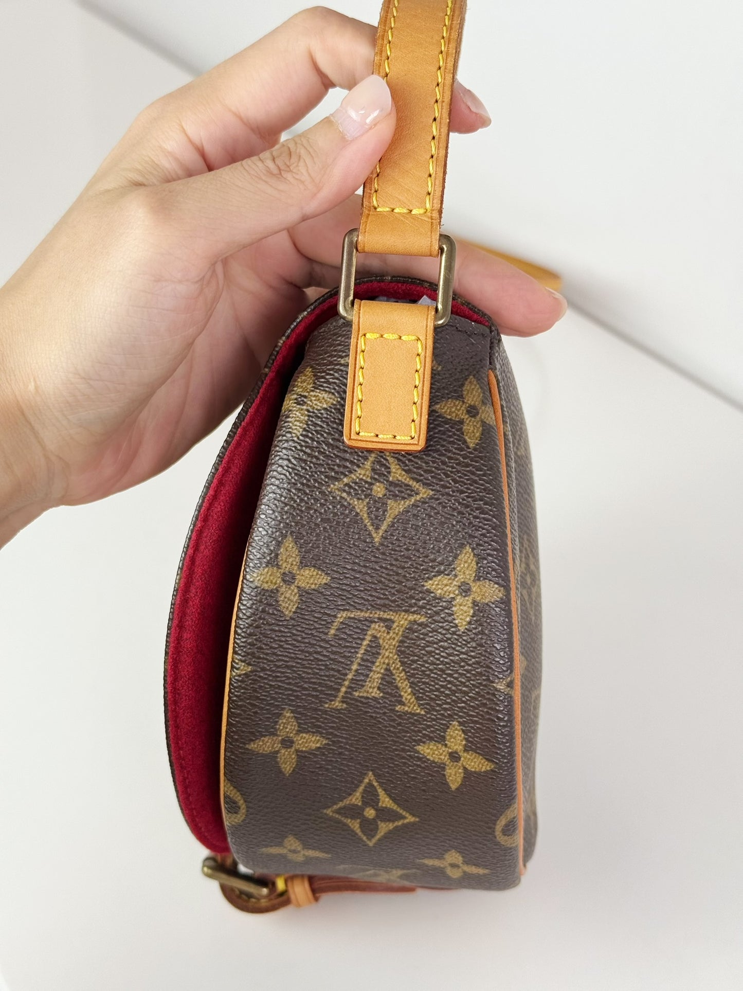 Louis Vuitton Vintage Tambourine Crossbody Bag