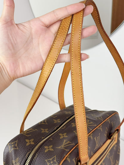 Louis Vuitton Vintage Cite MM Shoulder Bag
