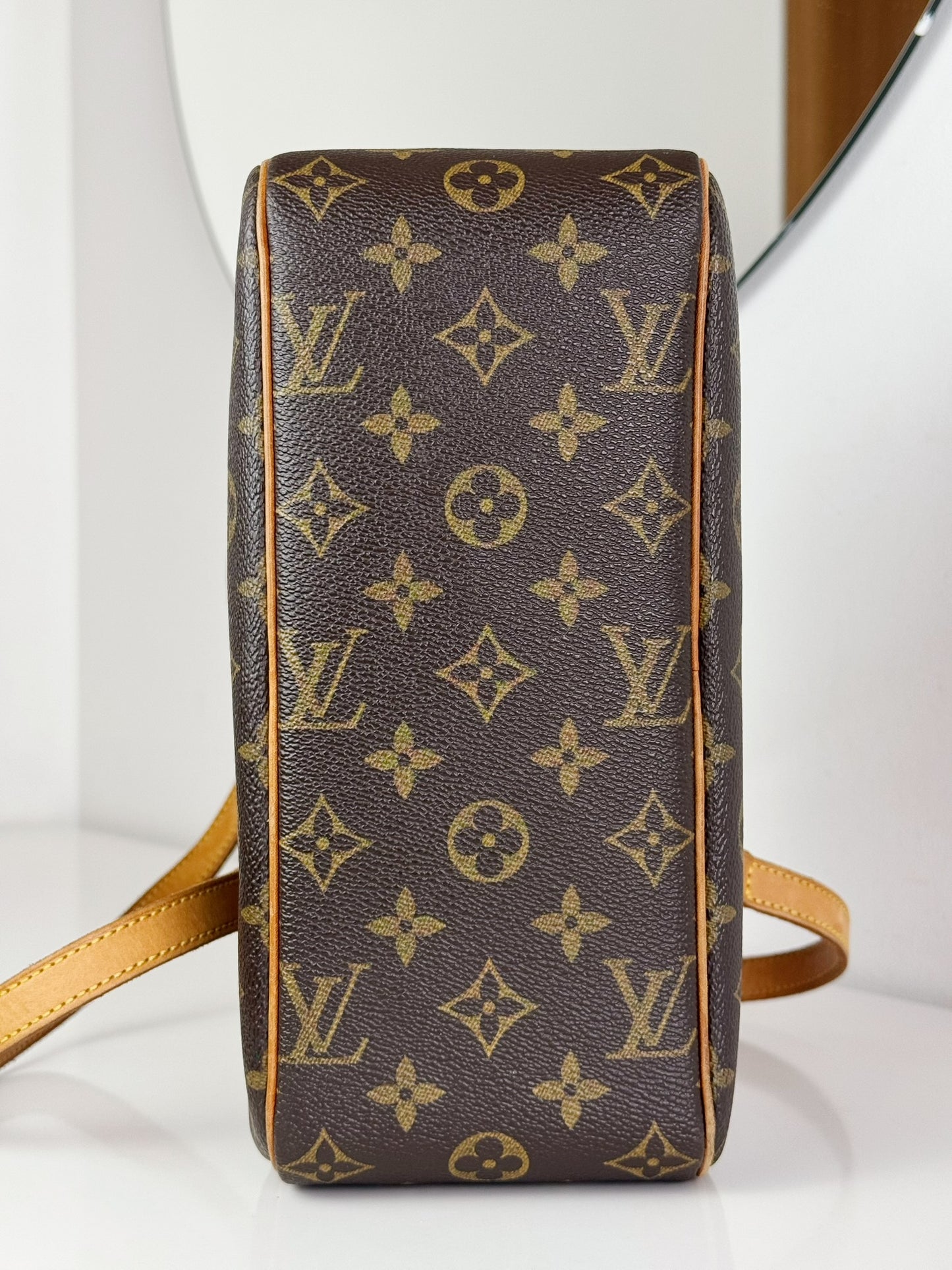 Louis Vuitton Vintage Cite MM Shoulder Bag