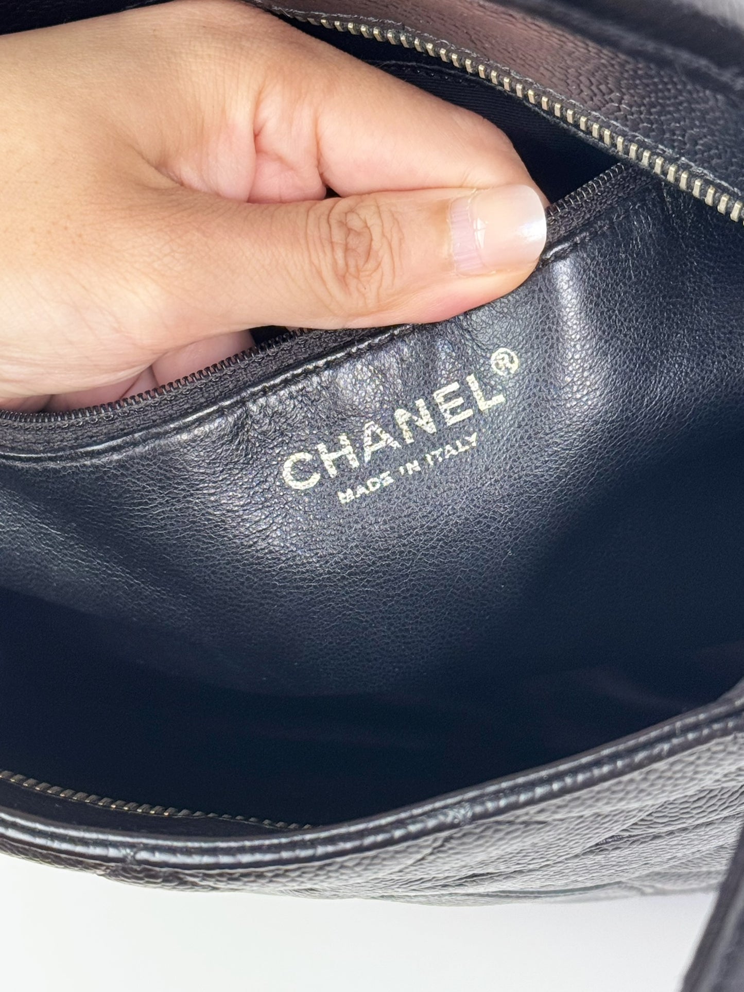 Chanel Vintage Caviar Medallion Gold Tote Handbag Shoulder Bag