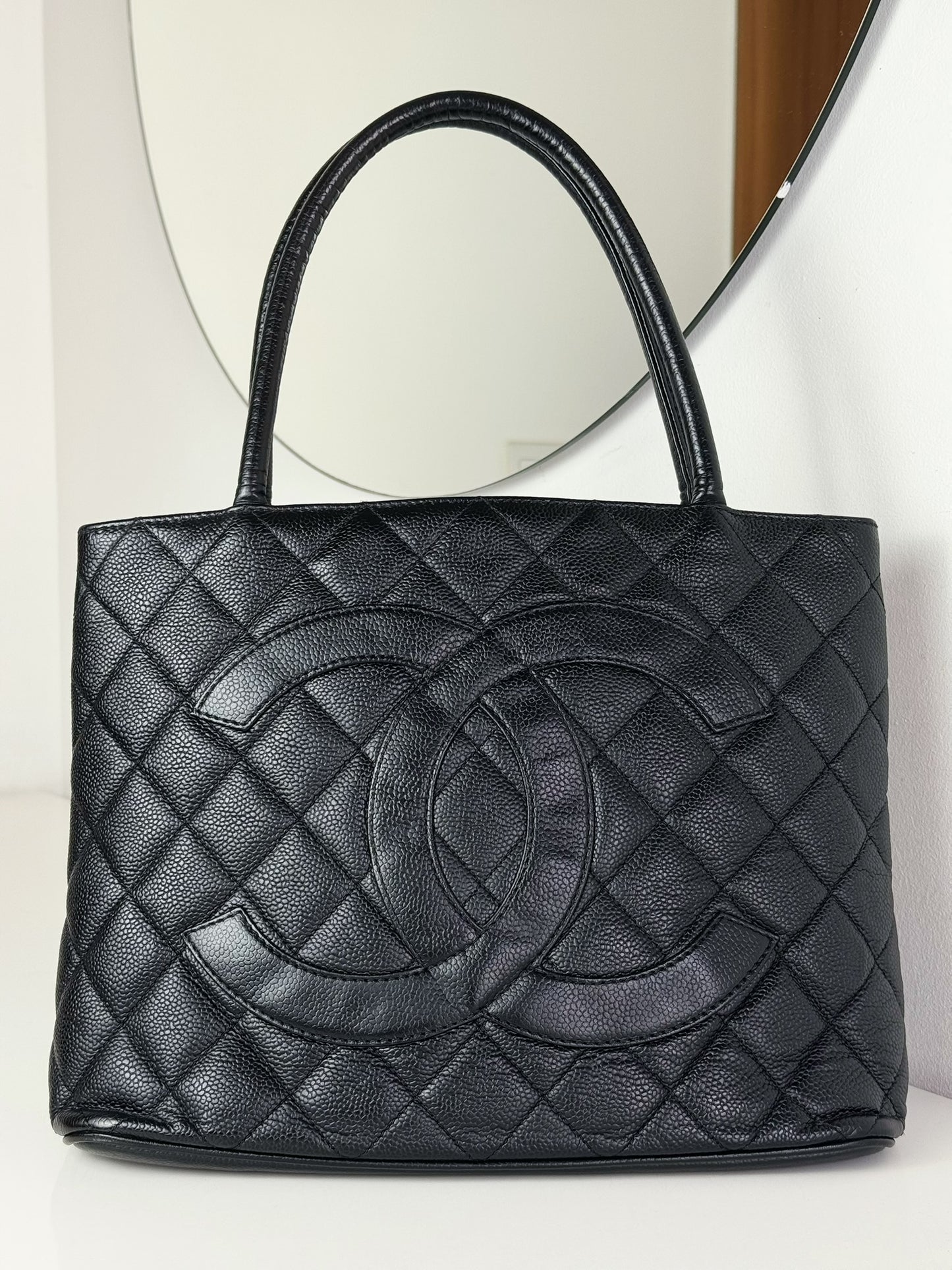 Chanel Vintage Caviar Medallion Gold Tote Handbag Shoulder Bag