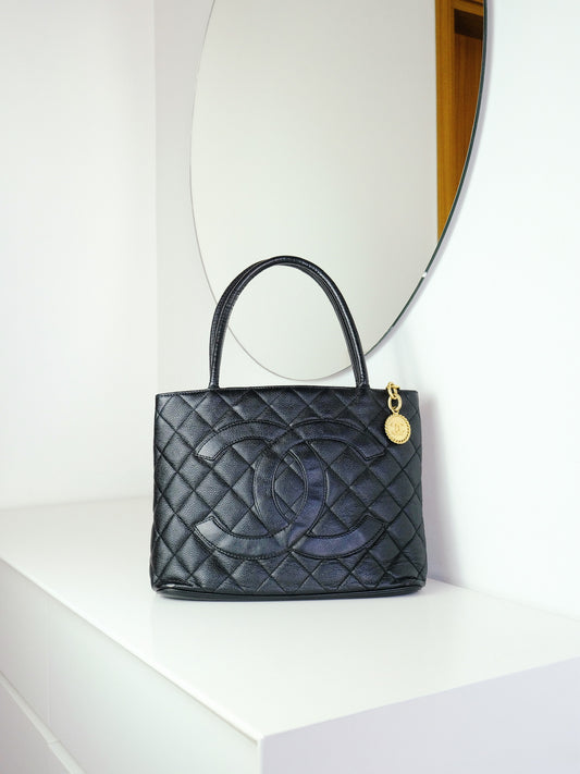Chanel Vintage Caviar Medallion Gold Tote Handbag Shoulder Bag