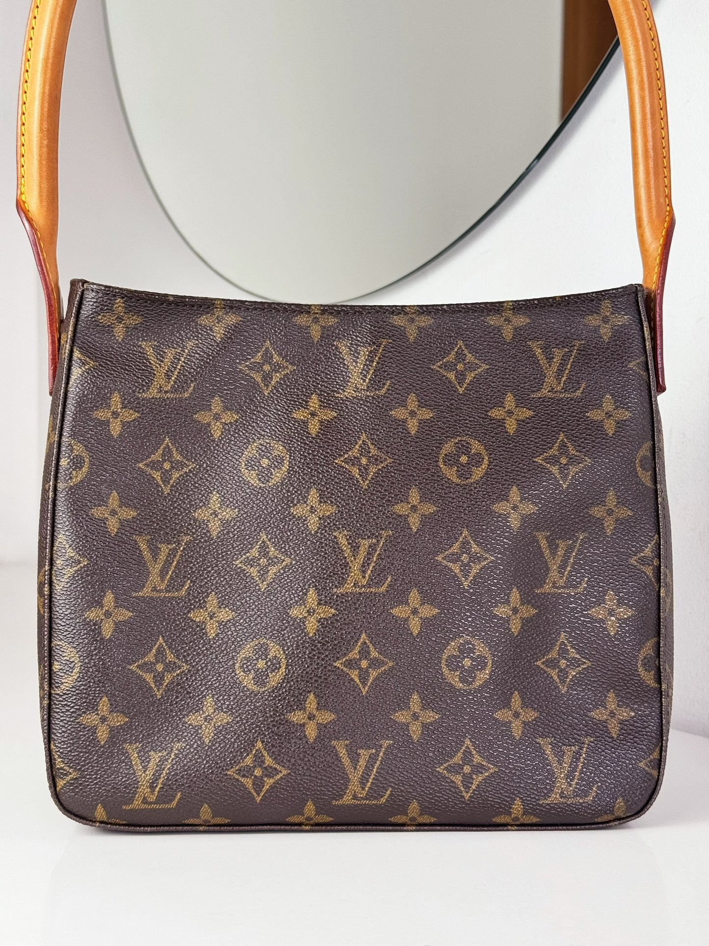 Louis Vuitton Vintage Looping MM Shoulder Bag