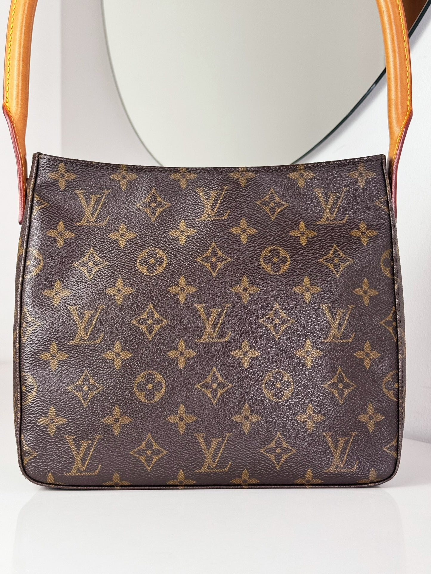 Louis Vuitton Vintage Looping MM Shoulder Bag
