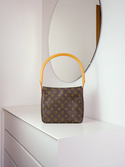 Louis Vuitton Vintage Looping MM Shoulder Bag