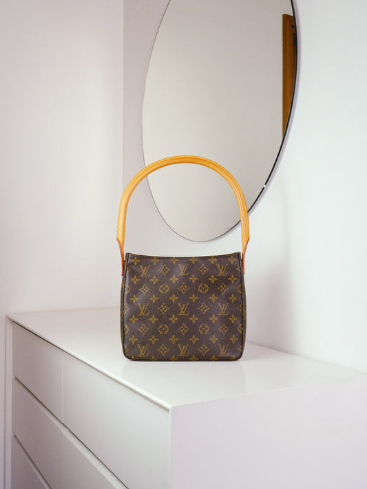 Louis Vuitton Vintage Looping MM Shoulder Bag