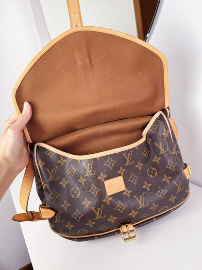 Louis Vuitton Vintage Saumur 30 Shoulder Crossbody Bag