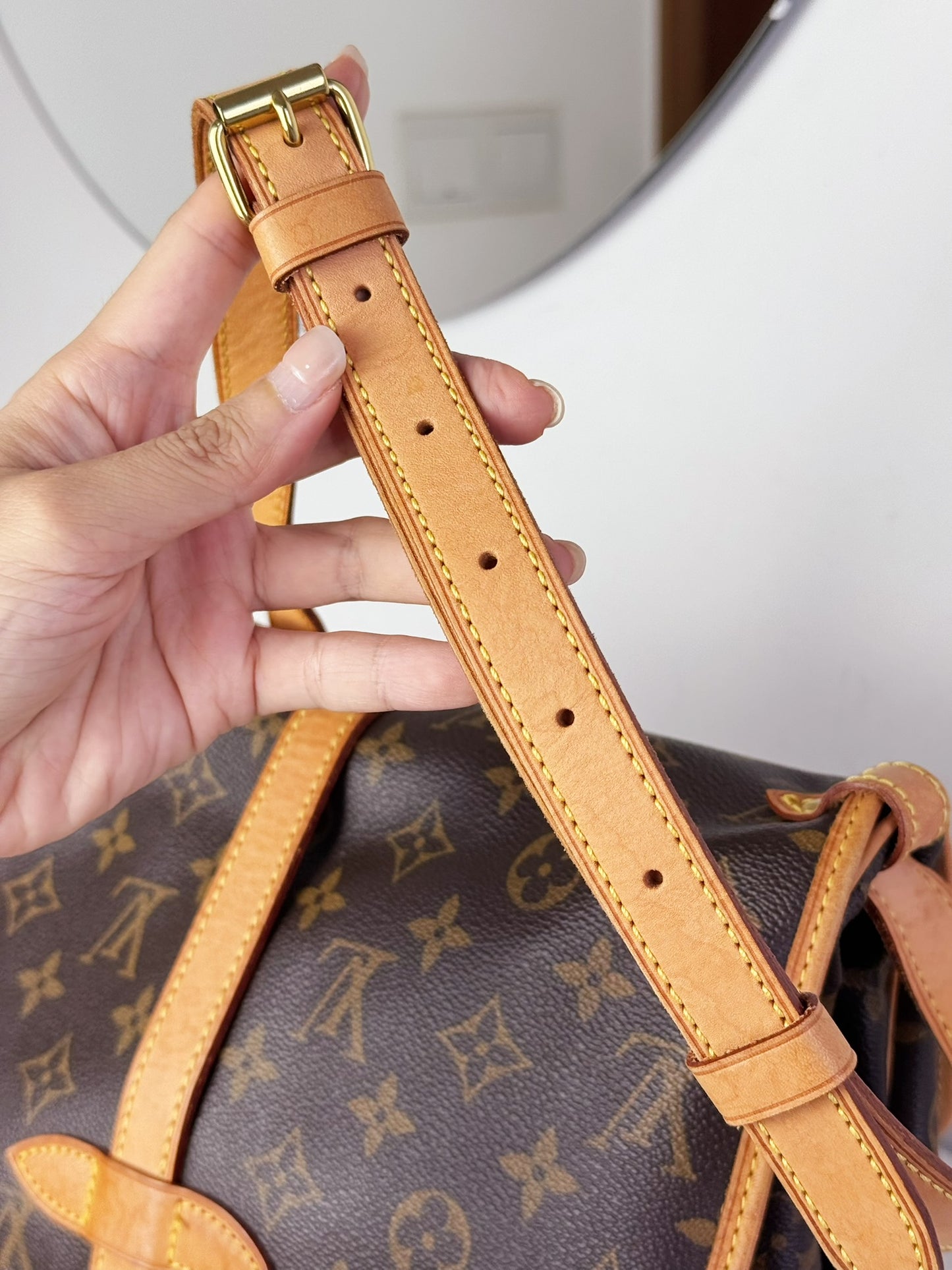 Louis Vuitton Vintage Saumur 30 Shoulder Crossbody Bag