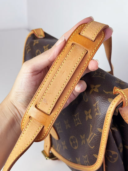 Louis Vuitton Vintage Saumur 30 Shoulder Crossbody Bag