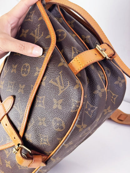 Louis Vuitton Vintage Saumur 30 Shoulder Crossbody Bag
