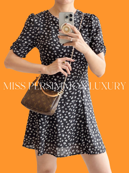 Louis Vuitton Vintage Pochette Accessoires Shoulder Crossbody Bag