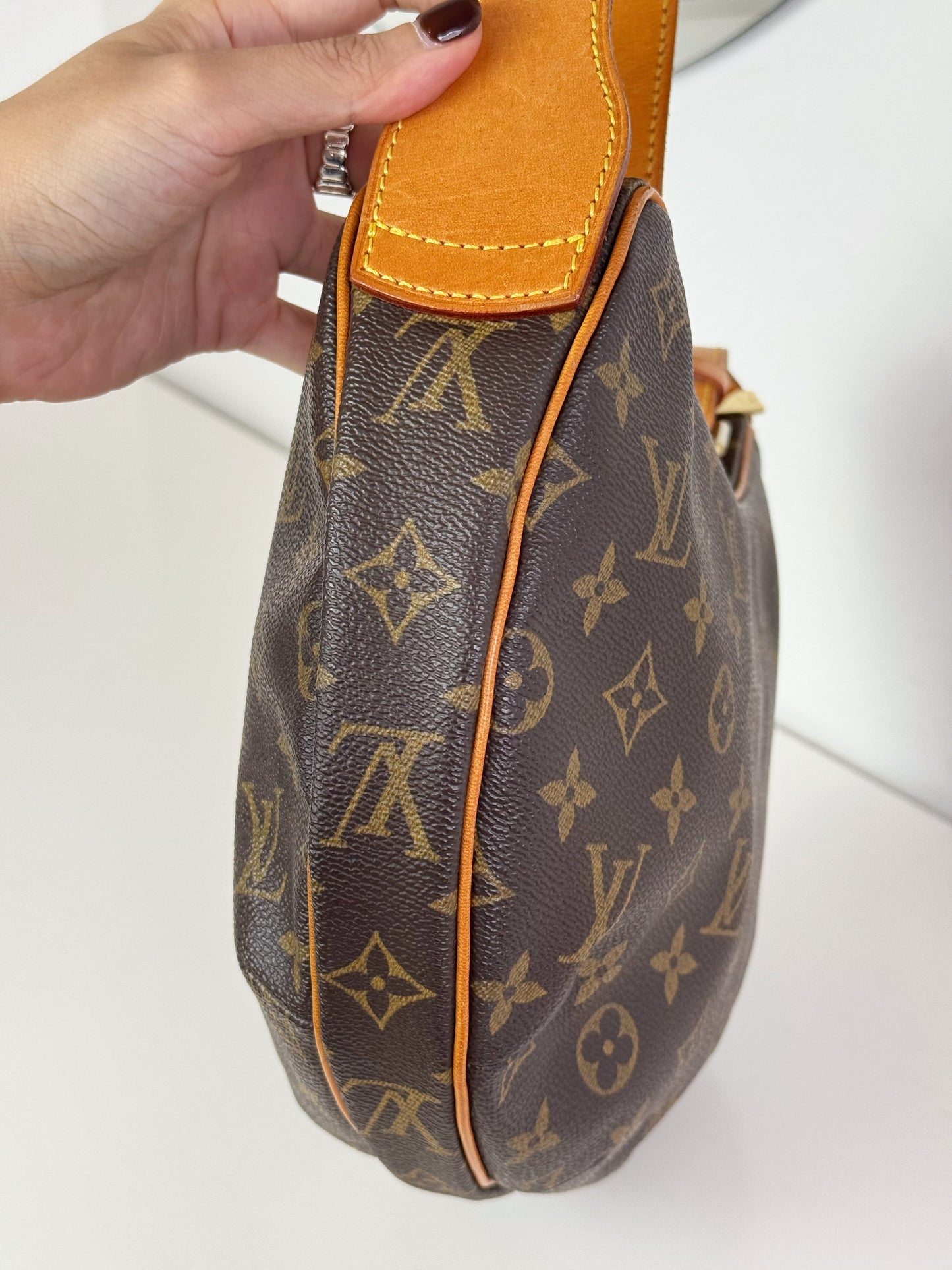 Louis Vuitton Vintage Croissant MM Shoulder Bag