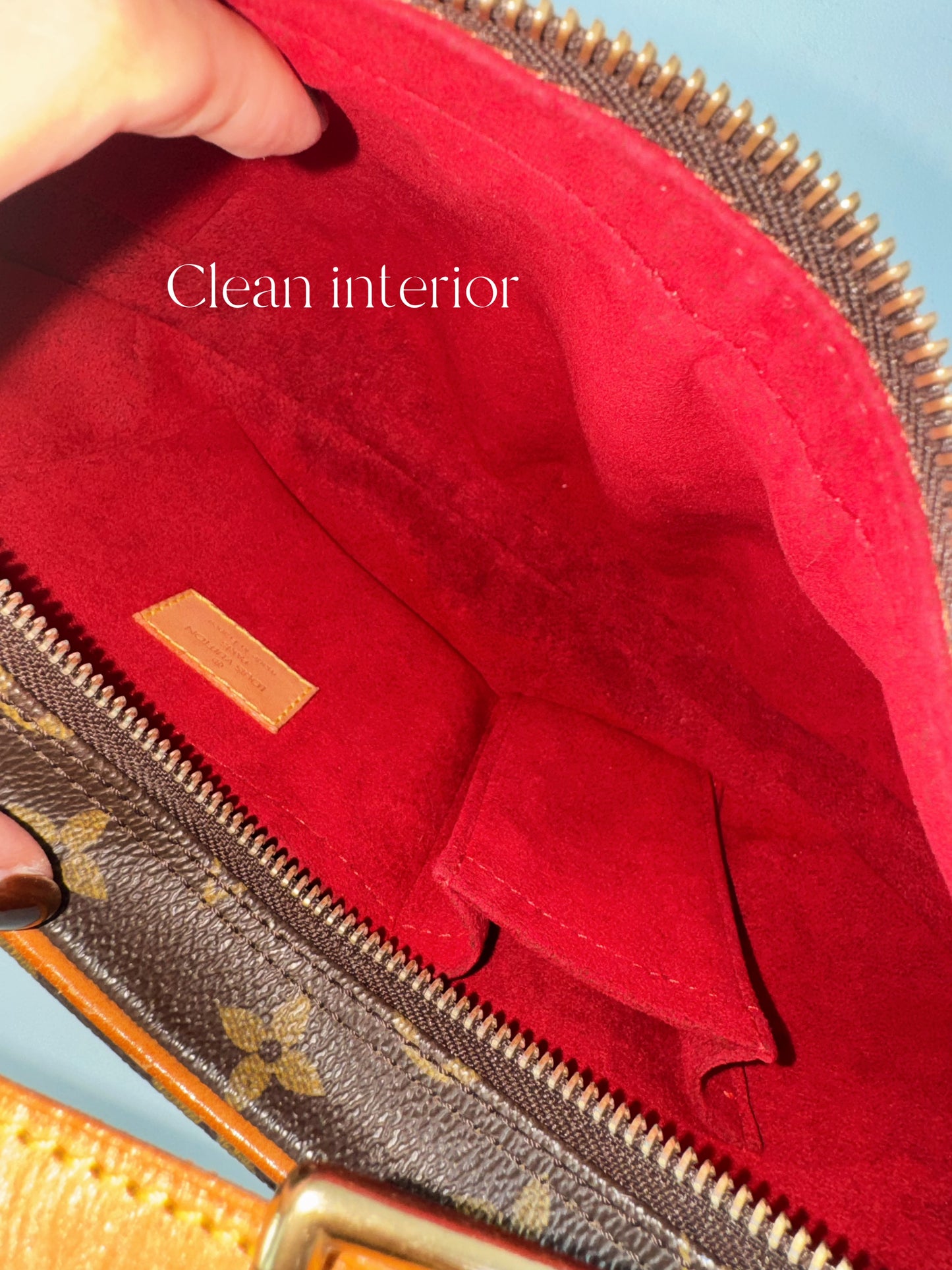 Louis Vuitton Vintage Croissant MM Shoulder Bag