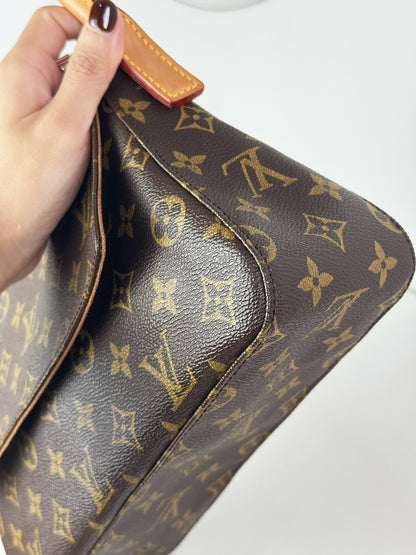 Louis Vuitton Vintage Mini Looping Shoulder Bag