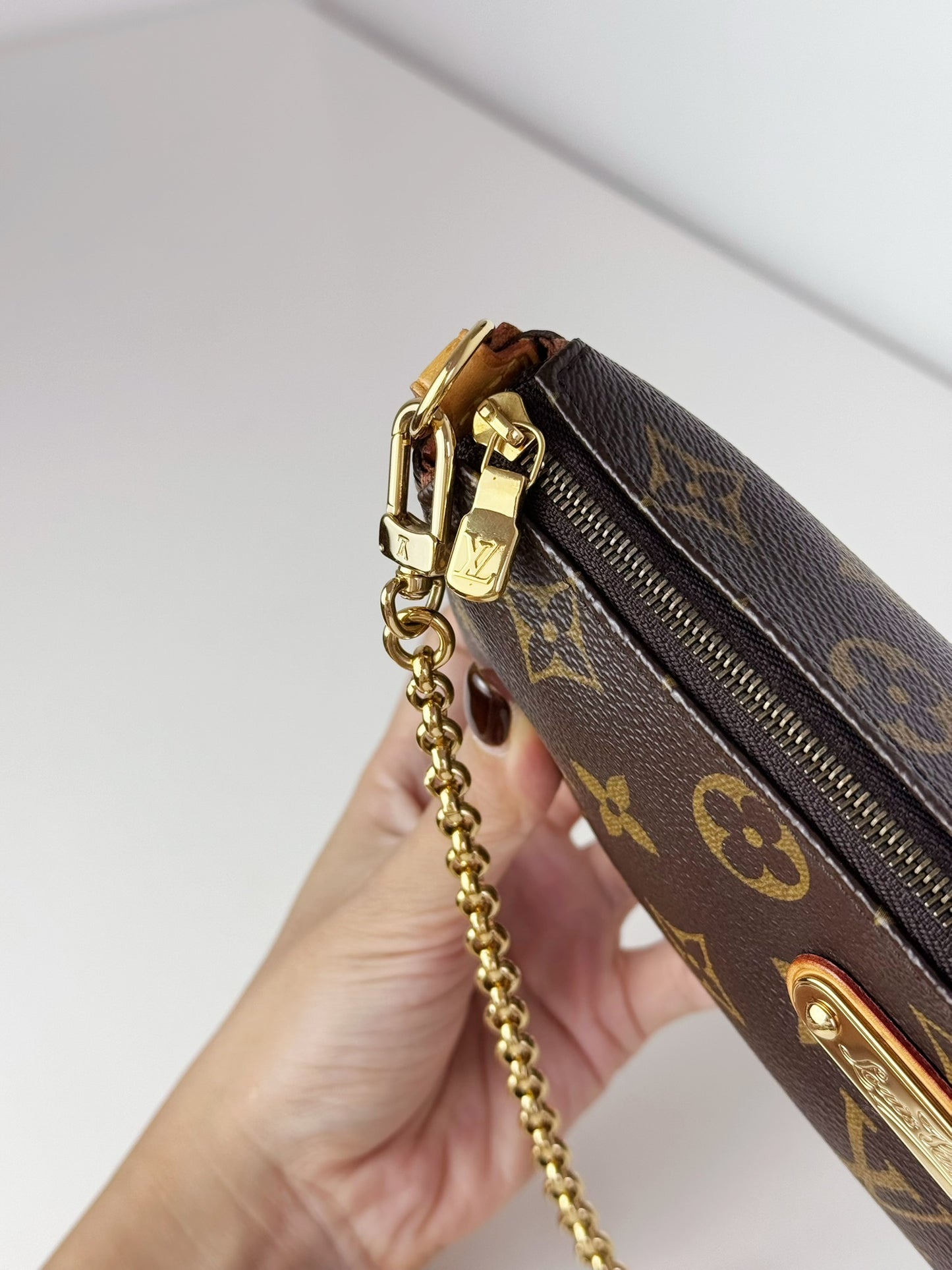 Louis Vuitton Vintage Eva Shoulder Crossbody Bag