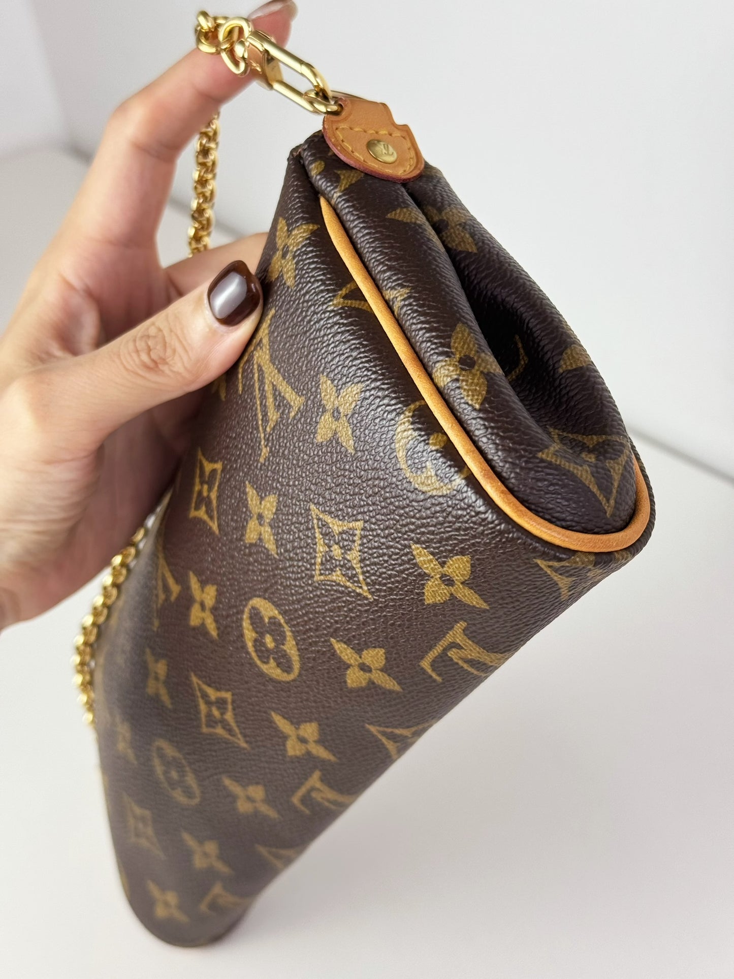 Louis Vuitton Vintage Eva Shoulder Crossbody Bag