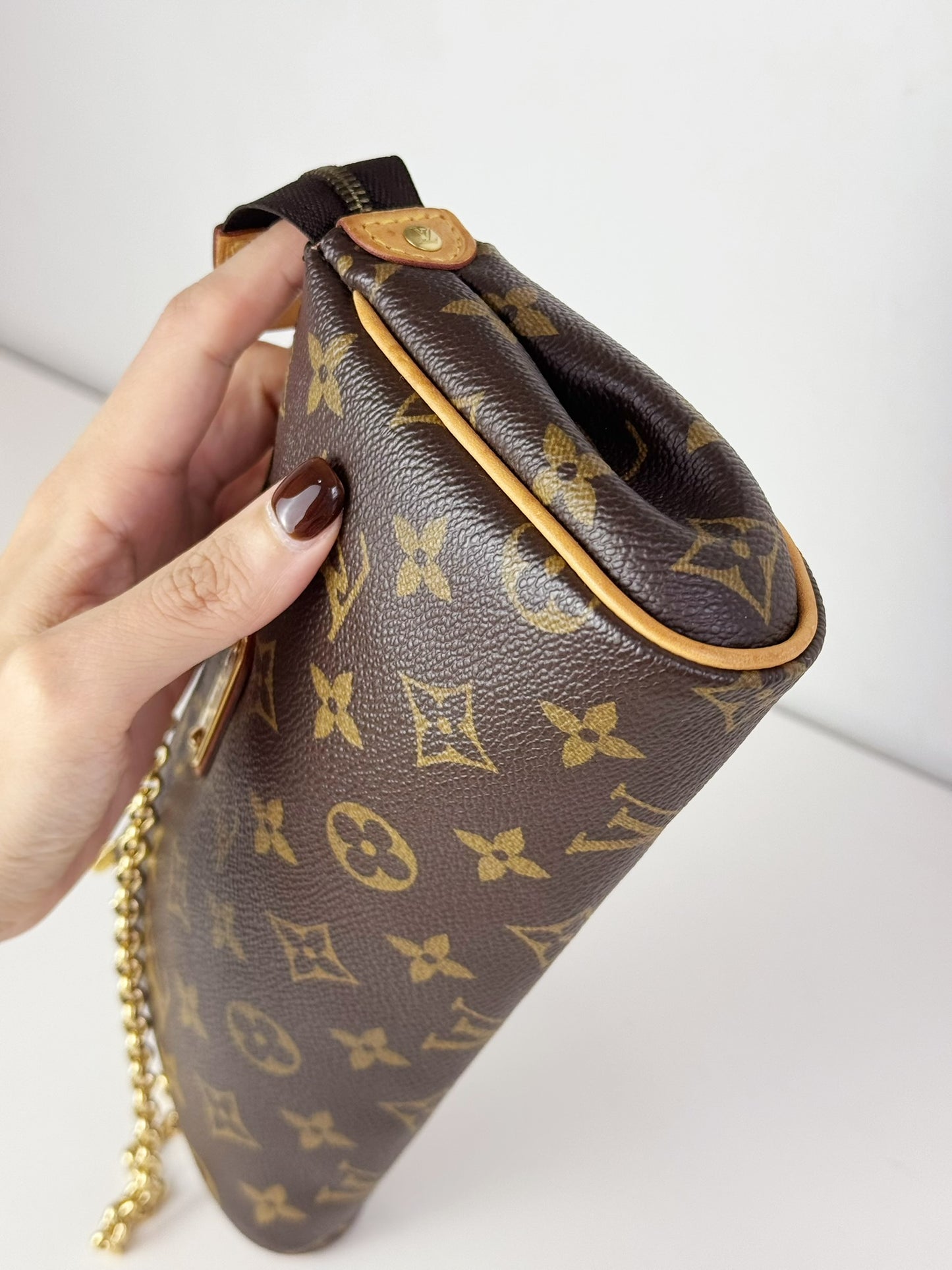 Louis Vuitton Vintage Eva Shoulder Crossbody Bag