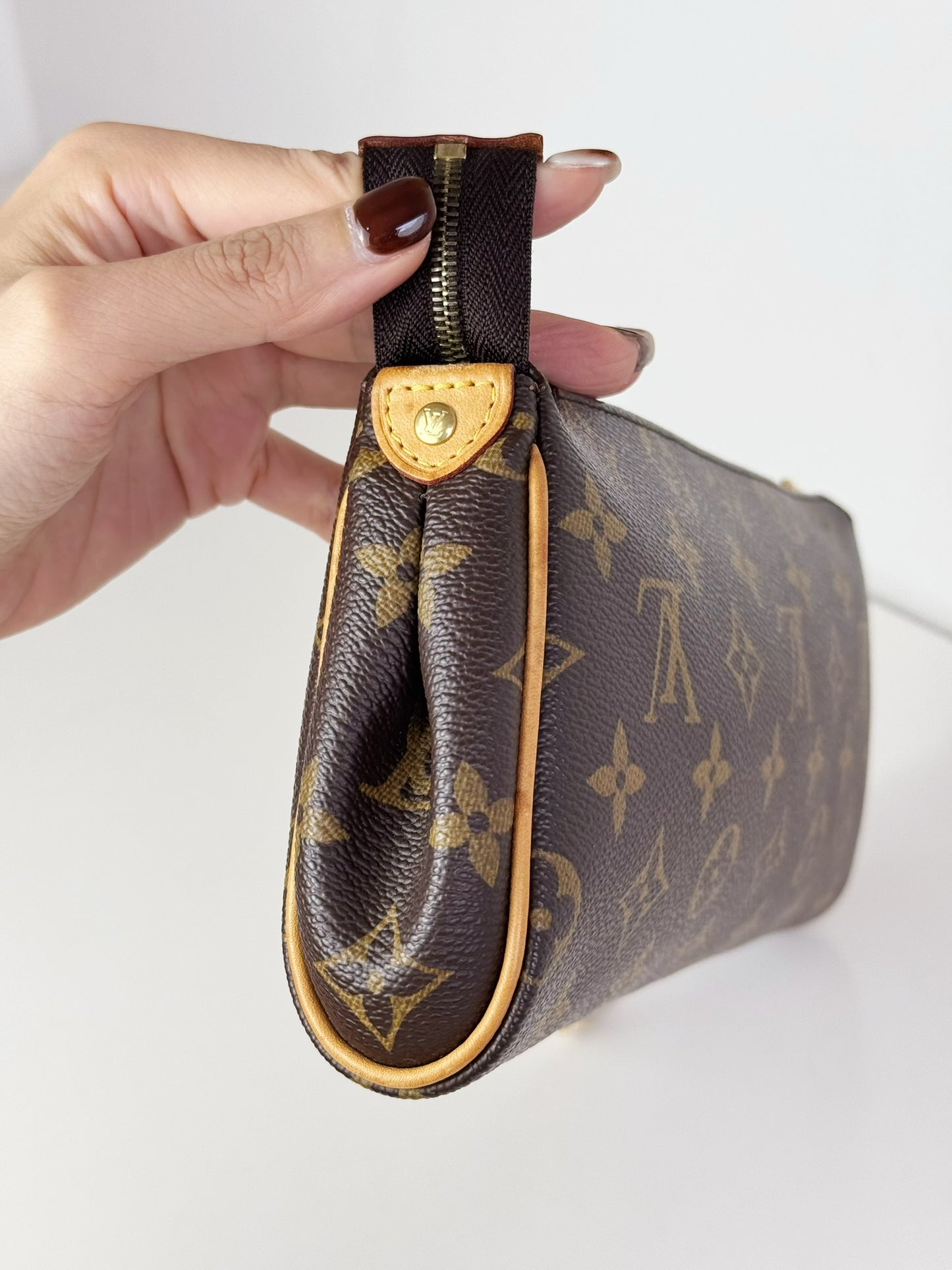 Louis Vuitton Vintage Eva Shoulder Crossbody Bag