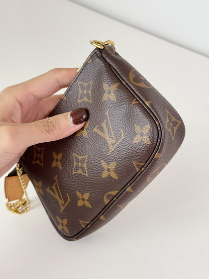 Louis Vuitton Vintage Mini Pochette Accessoires Shoulder Crossbody Bag