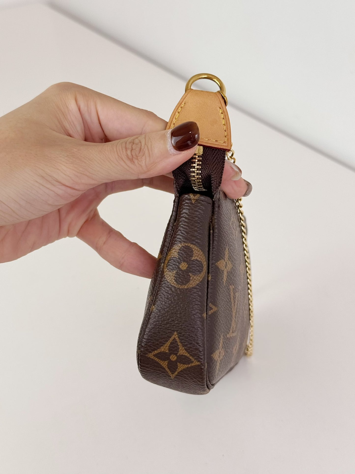 Louis Vuitton Vintage Mini Pochette Accessoires Shoulder Crossbody Bag
