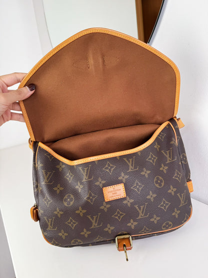 Louis Vuitton Vintage Saumur 30 Shoulder Crossbody Bag