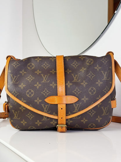Louis Vuitton Vintage Saumur 30 Shoulder Crossbody Bag