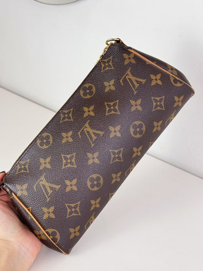 Louis Vuitton Vintage Eva Shoulder Crossbody Bag