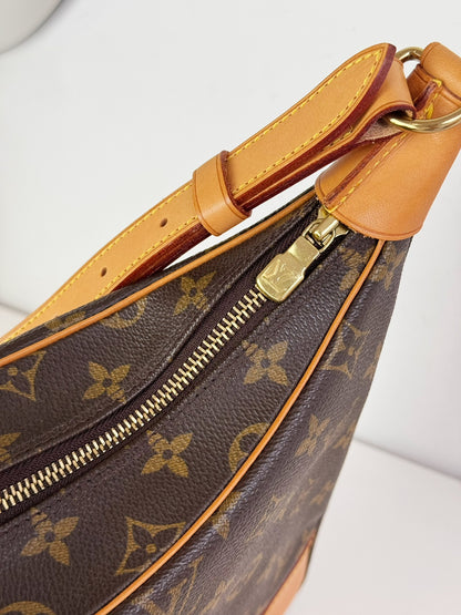 Louis Vuitton Vintage Boulogne Shoulder Crossbody Bag