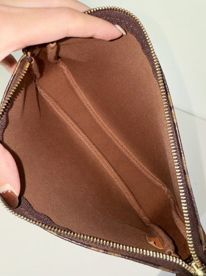Louis Vuitton Vintage Pochette Accessoires Shoulder Crossbody Bag