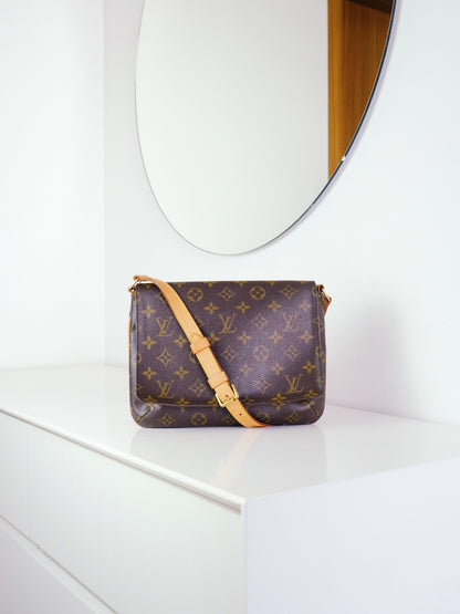 Louis Vuitton Musette Tango Shoulder Crossbody Bag
