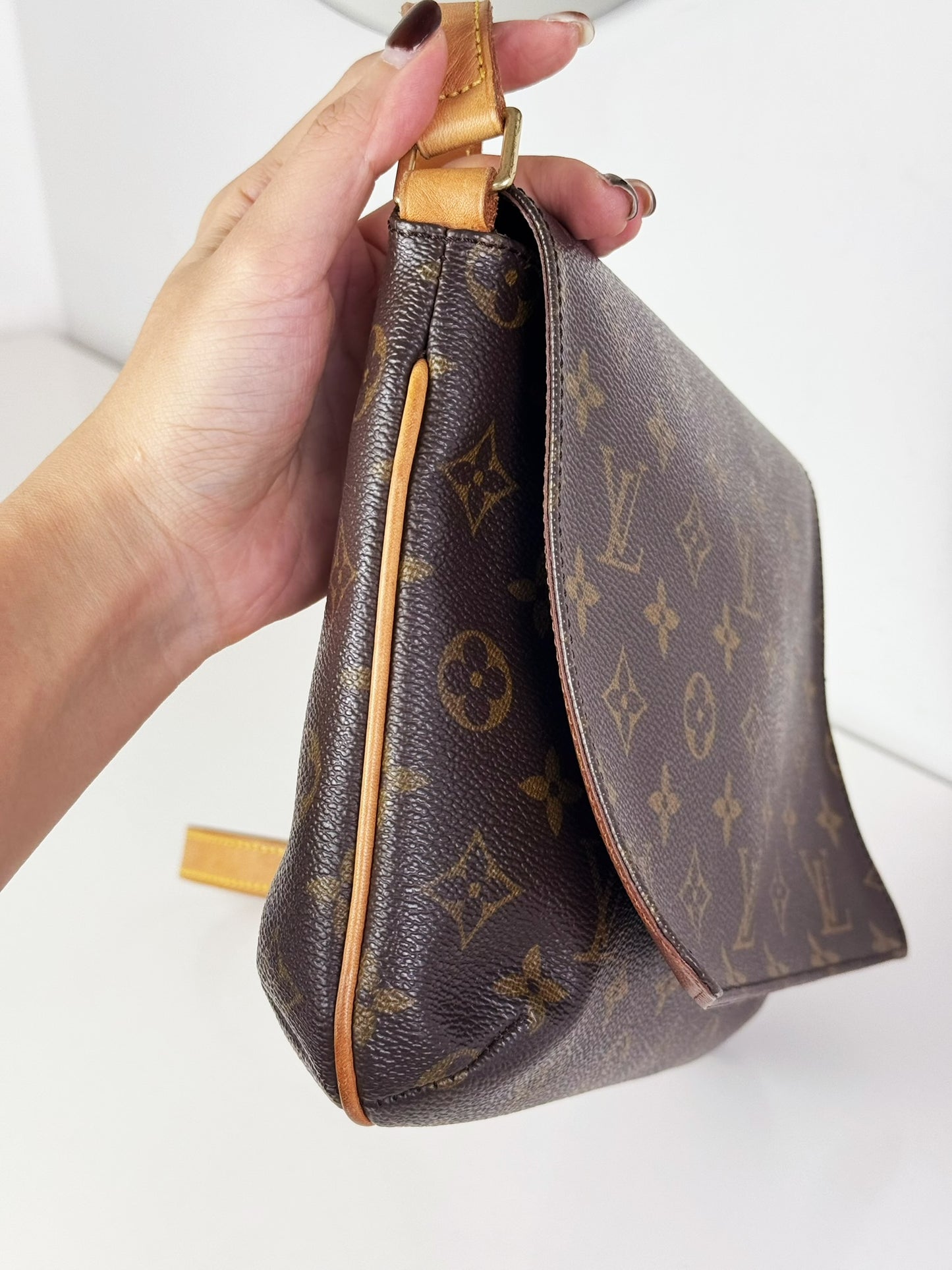 Louis Vuitton Musette Tango Shoulder Crossbody Bag