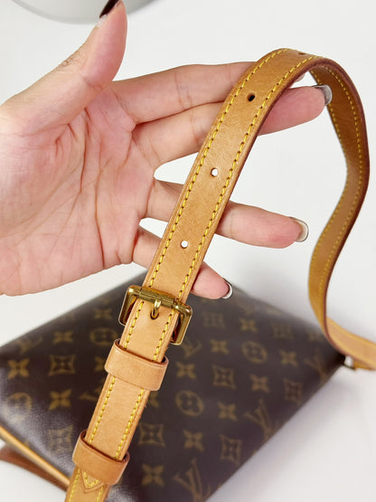 Louis Vuitton Musette Tango Shoulder Crossbody Bag
