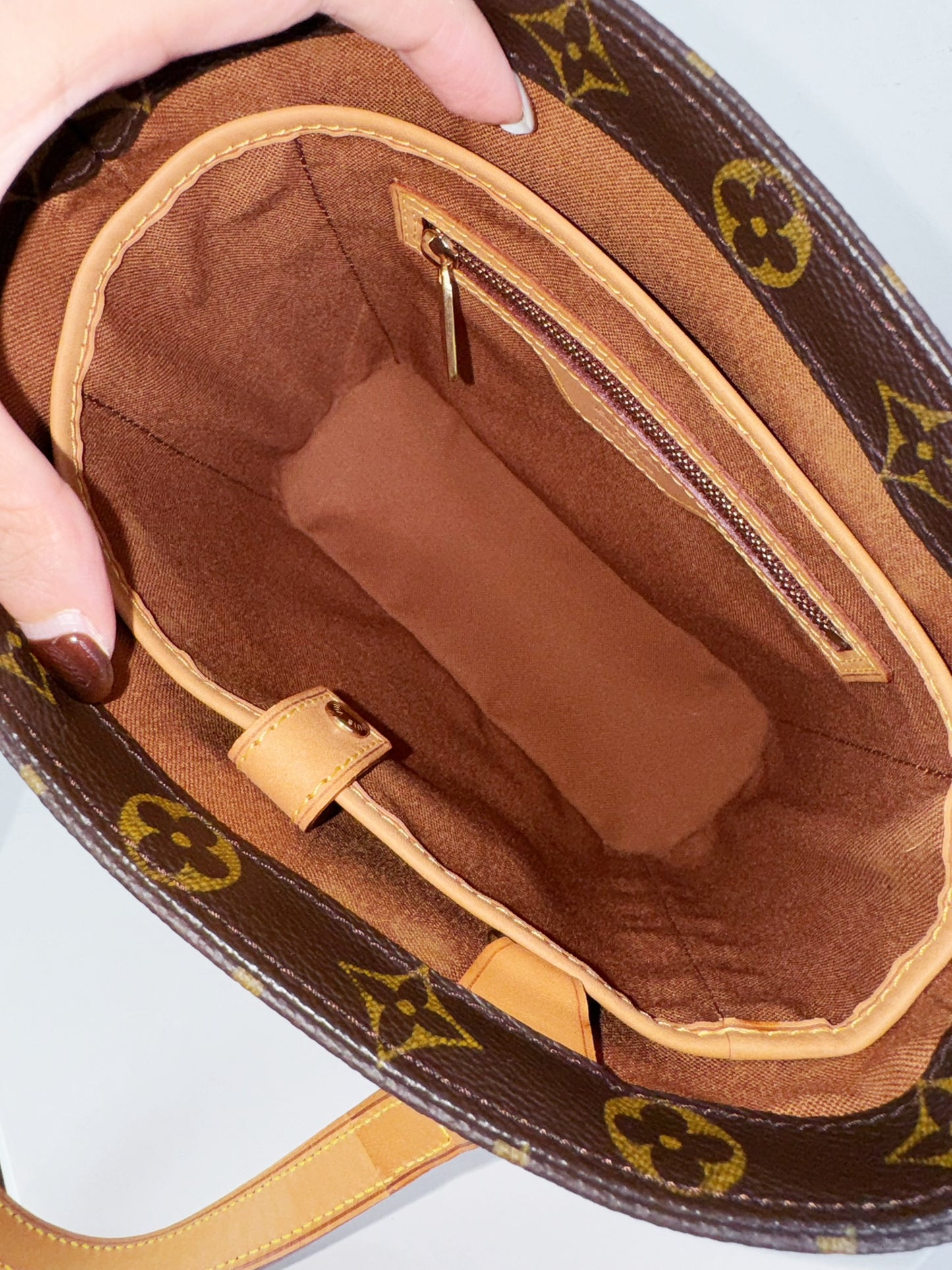 Louis Vuitton Vintage Vavin Vivian Handbag Crossbody Bag