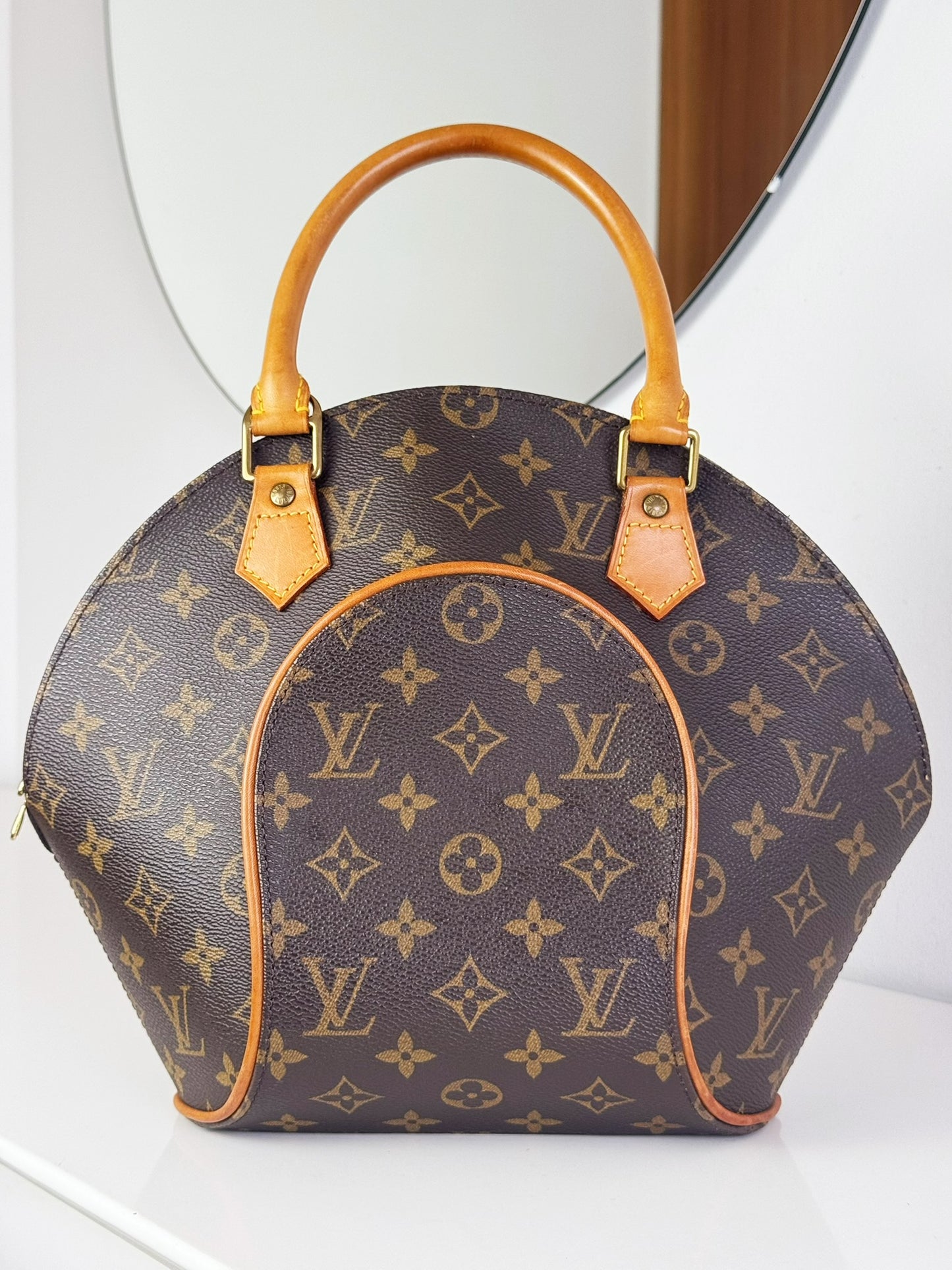 Louis Vuitton Vintage Ellipse Top Handle Crossbody Bag