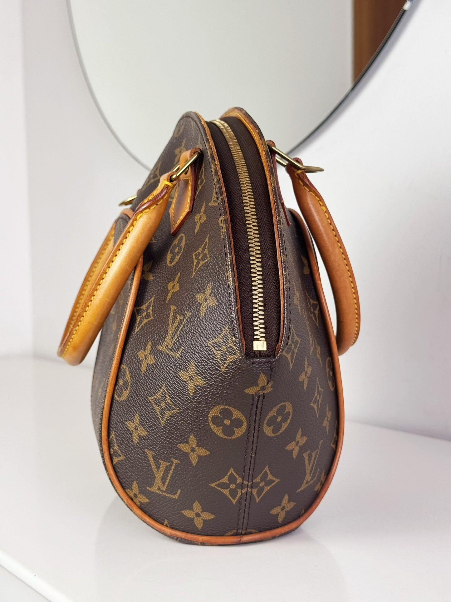 Louis Vuitton Vintage Ellipse Top Handle Crossbody Bag