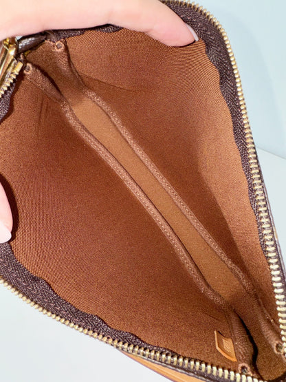 Louis Vuitton Vintage Pochette Accessoires Shoulder Crossbody Bag