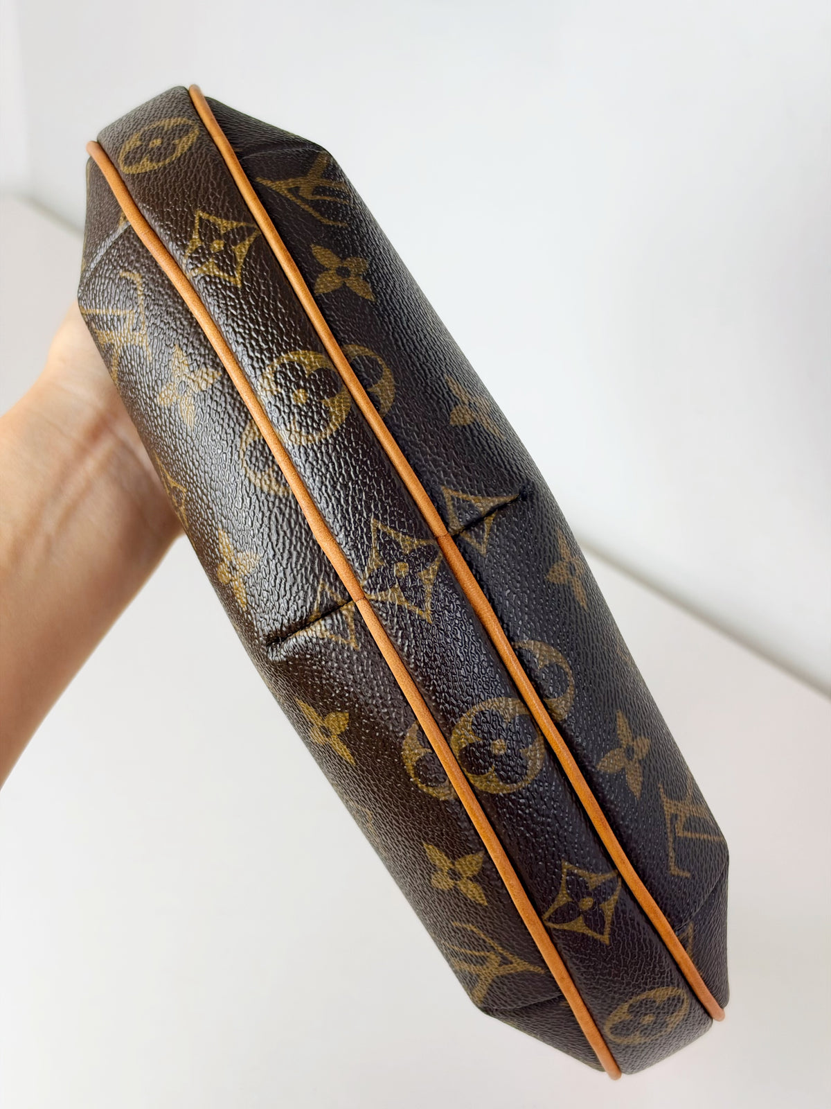 Louis Vuitton Vintage Croissant PM Shoulder Bag