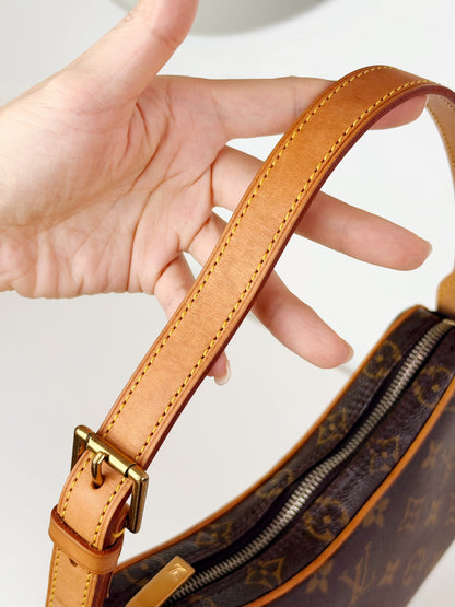 Louis Vuitton Vintage Croissant PM Shoulder Bag