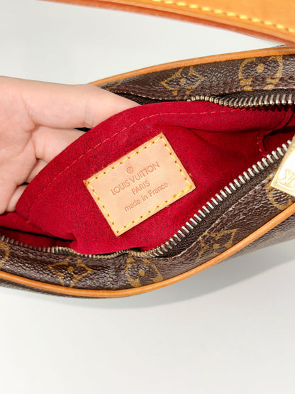 Louis Vuitton Vintage Croissant PM Shoulder Bag