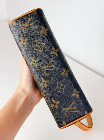 Louis Vuitton Vintage Recital Shoulder Bag