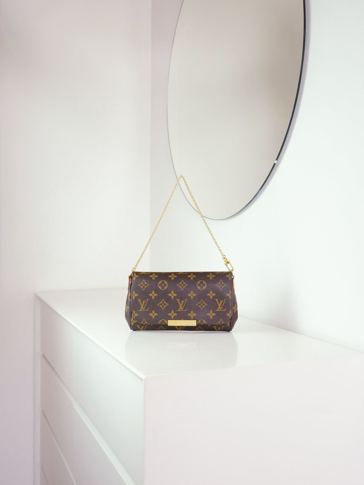 Louis Vuitton Vintage Favorite PM Shoulder Crossbody Bag