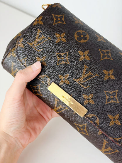 Louis Vuitton Vintage Favorite PM Shoulder Crossbody Bag