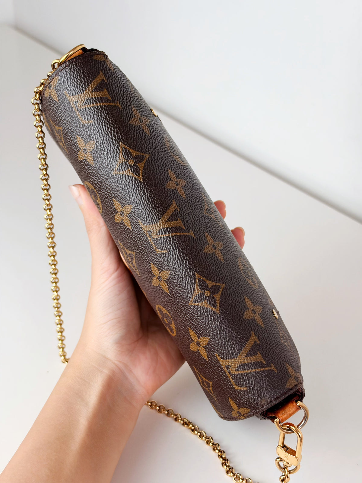 Louis Vuitton Vintage Favorite PM Shoulder Crossbody Bag
