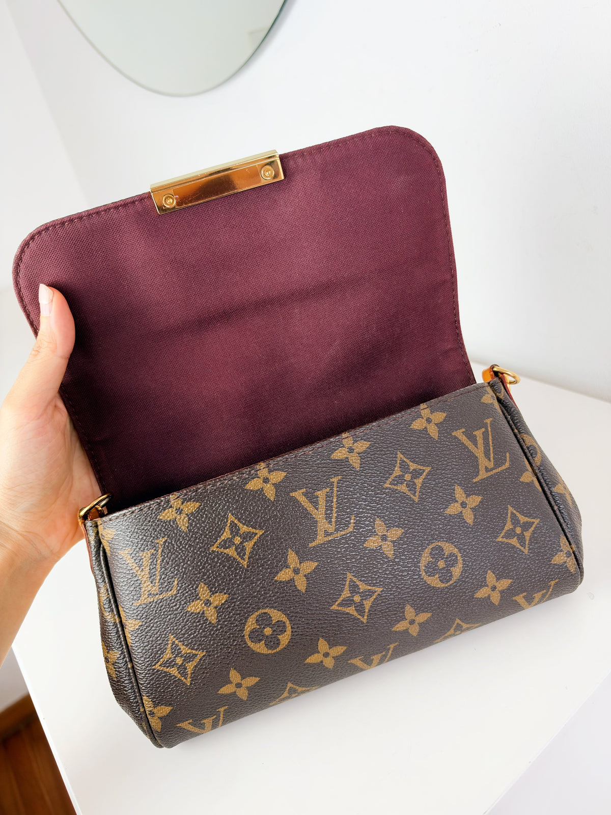 Louis Vuitton Vintage Favorite PM Shoulder Crossbody Bag