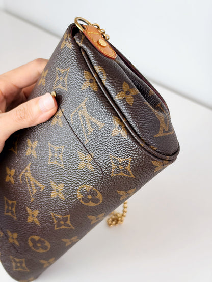 Louis Vuitton Vintage Favorite PM Shoulder Crossbody Bag