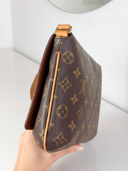 Louis Vuitton Musette Tango Shoulder Crossbody Bag