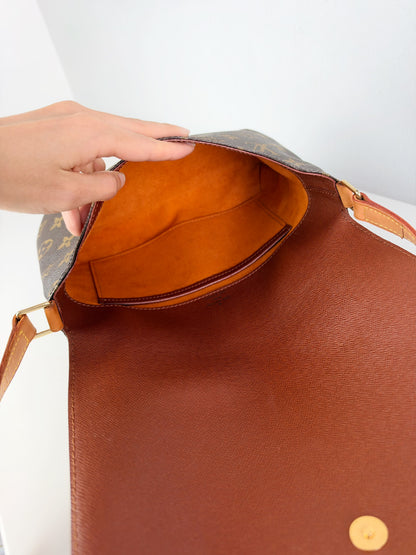 Louis Vuitton Musette Tango Shoulder Crossbody Bag
