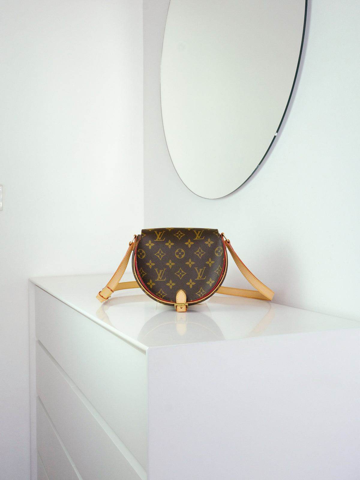 Louis Vuitton Vintage Tambourine Crossbody Bag