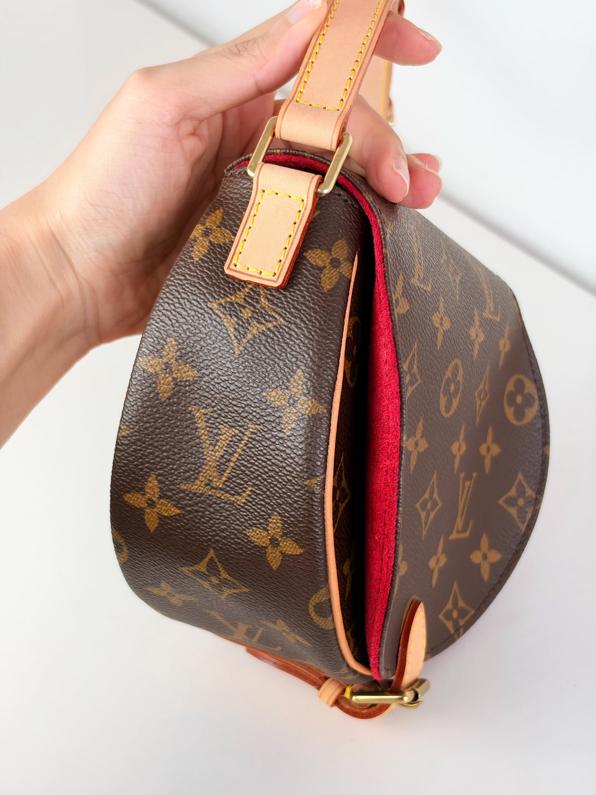 Louis Vuitton Vintage Tambourine Crossbody Bag